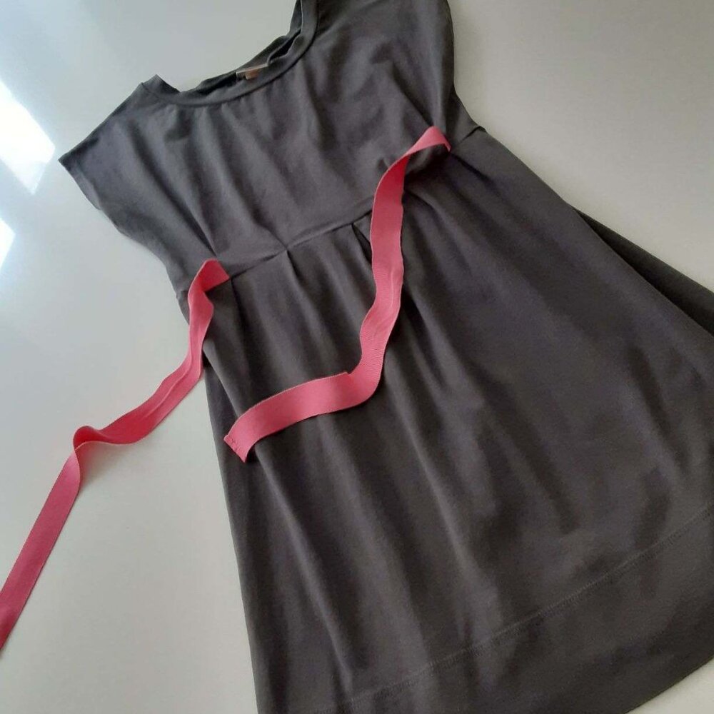 Grey Mossimo Supply Co. dress with pink ribbon belt- M